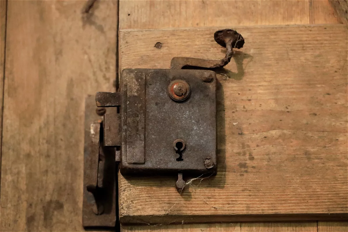 Maintenance contrôle d’accès Sion & Valais | DelSam Concept Maintenance des systèmes de contrôle d’accès à Sion et en Valais. Préventif et curatif pour une sécurité durable.